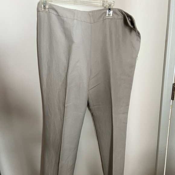 Never worn - Picture 3 of 3